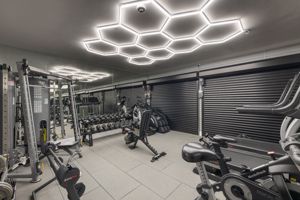 Photo 21- click for photo gallery